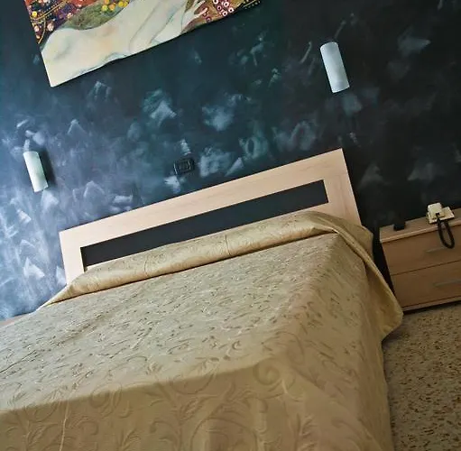 Hotell Hotel Holiday Park