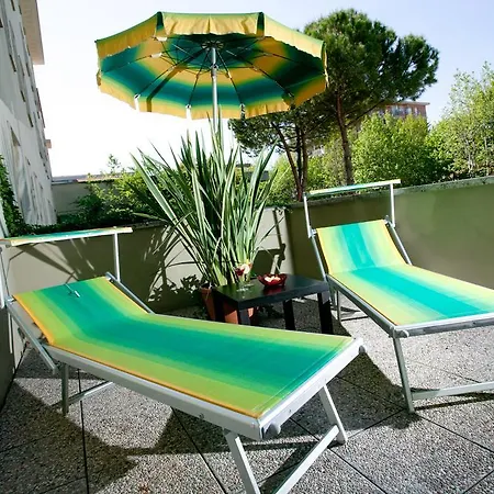 Hotel Holiday Park 3*