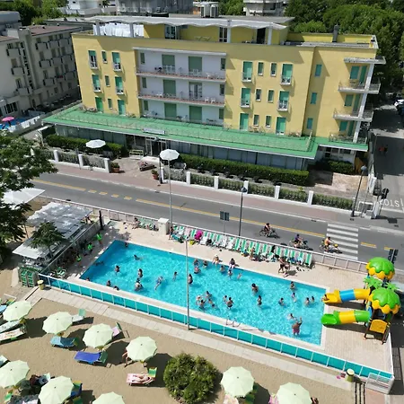 Hotel Holiday Park
