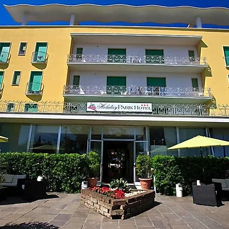 Hotel Holiday Park