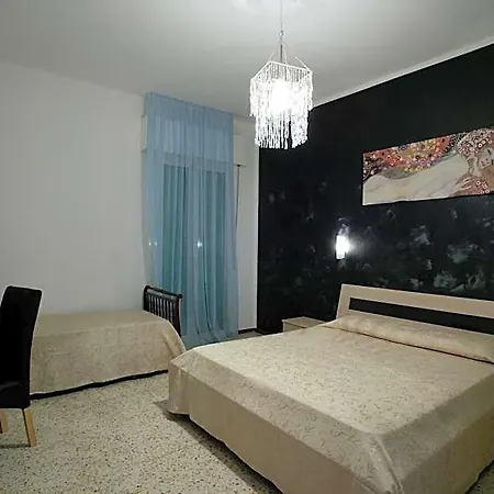Hotel Holiday Park
