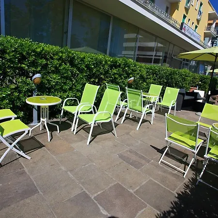 Otel Hotel Holiday Park 3*