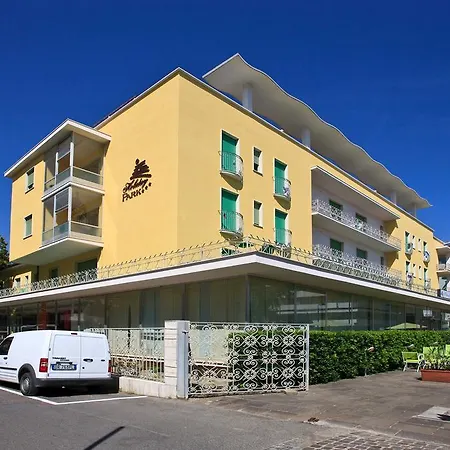 Hotel Holiday Park 3* Bellaria-Igea Marina
