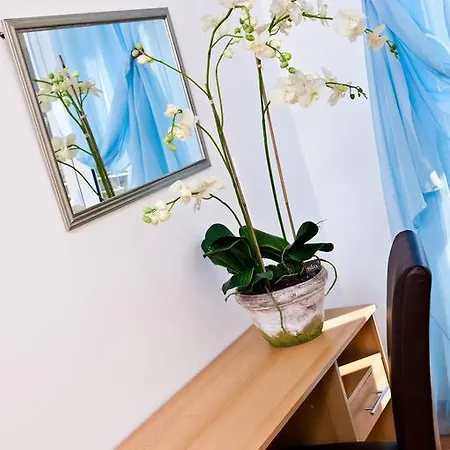 Hotel Holiday Park Otel