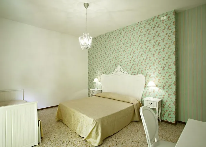 Hotel Holiday Park 3*